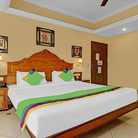 อินทราปุระ ราชธานี Hotel Thiruvananthapuram ภายนอก รูปภาพ