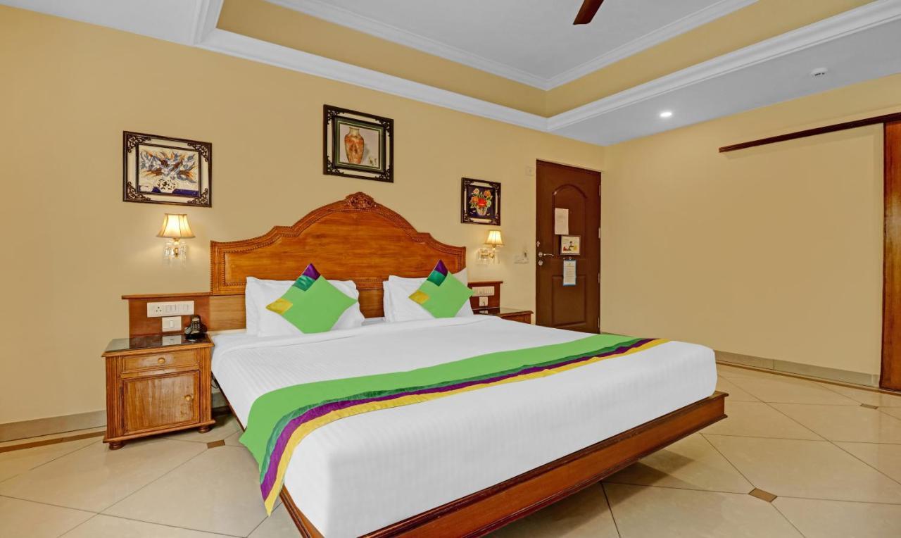 อินทราปุระ ราชธานี Hotel Thiruvananthapuram ภายนอก รูปภาพ
