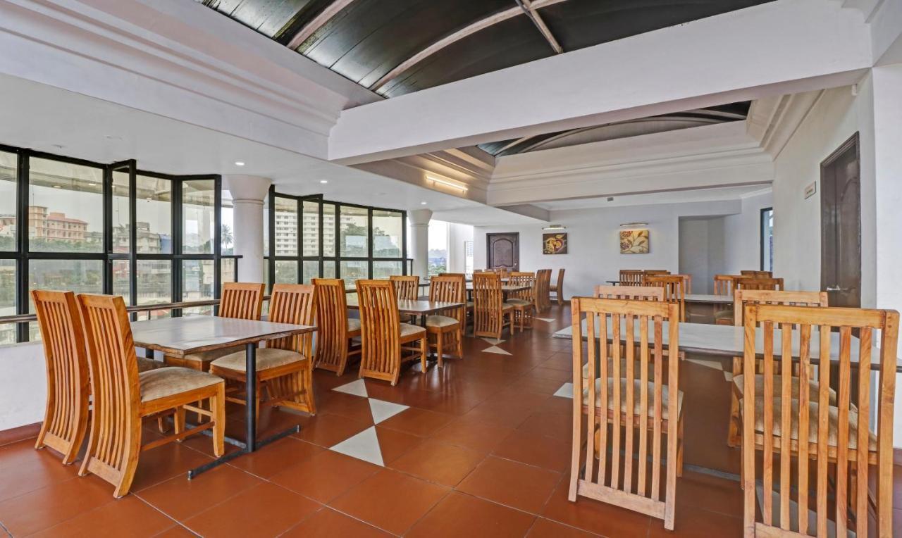 อินทราปุระ ราชธานี Hotel Thiruvananthapuram ภายนอก รูปภาพ